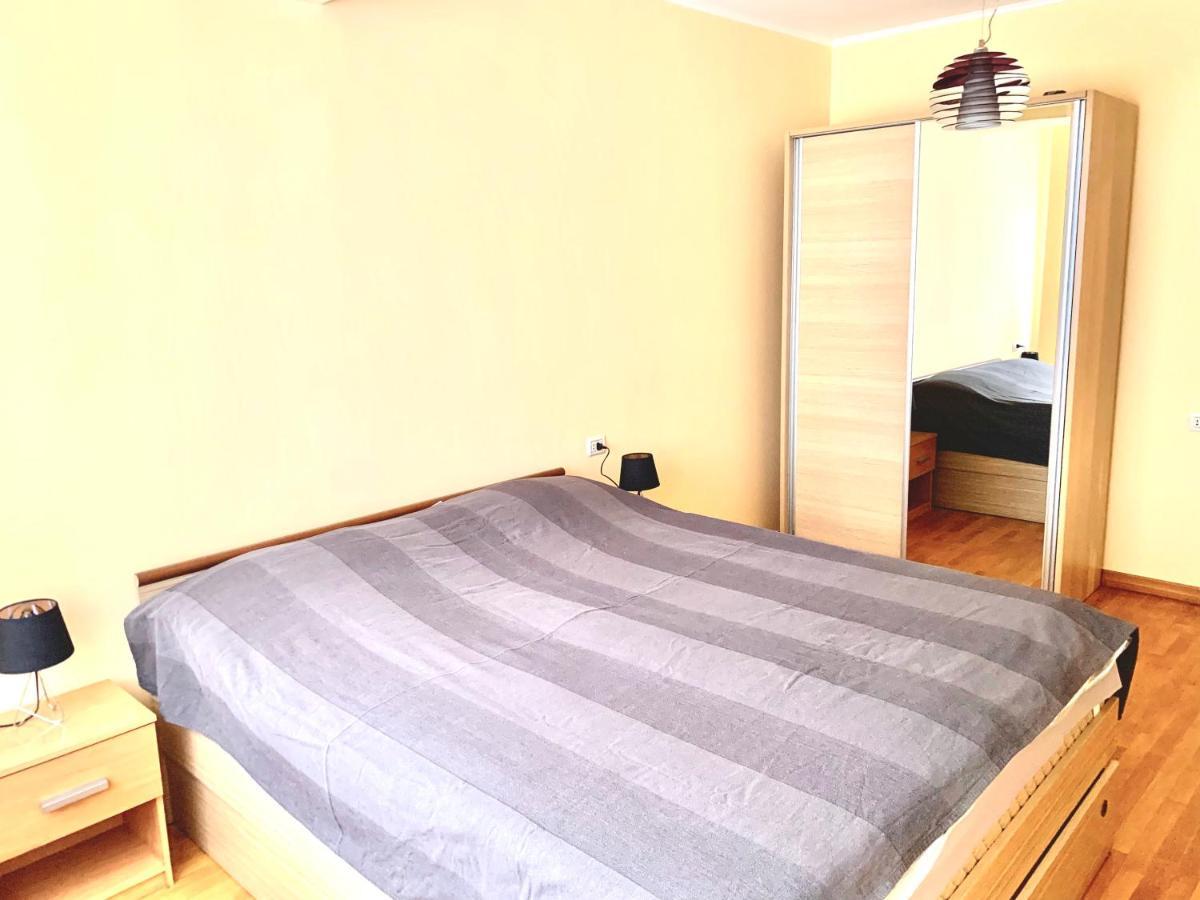 Apartment Amiryan 耶烈万 外观 照片