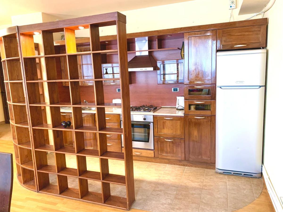 Apartment Amiryan 耶烈万 外观 照片