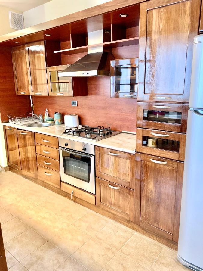 Apartment Amiryan 耶烈万 外观 照片