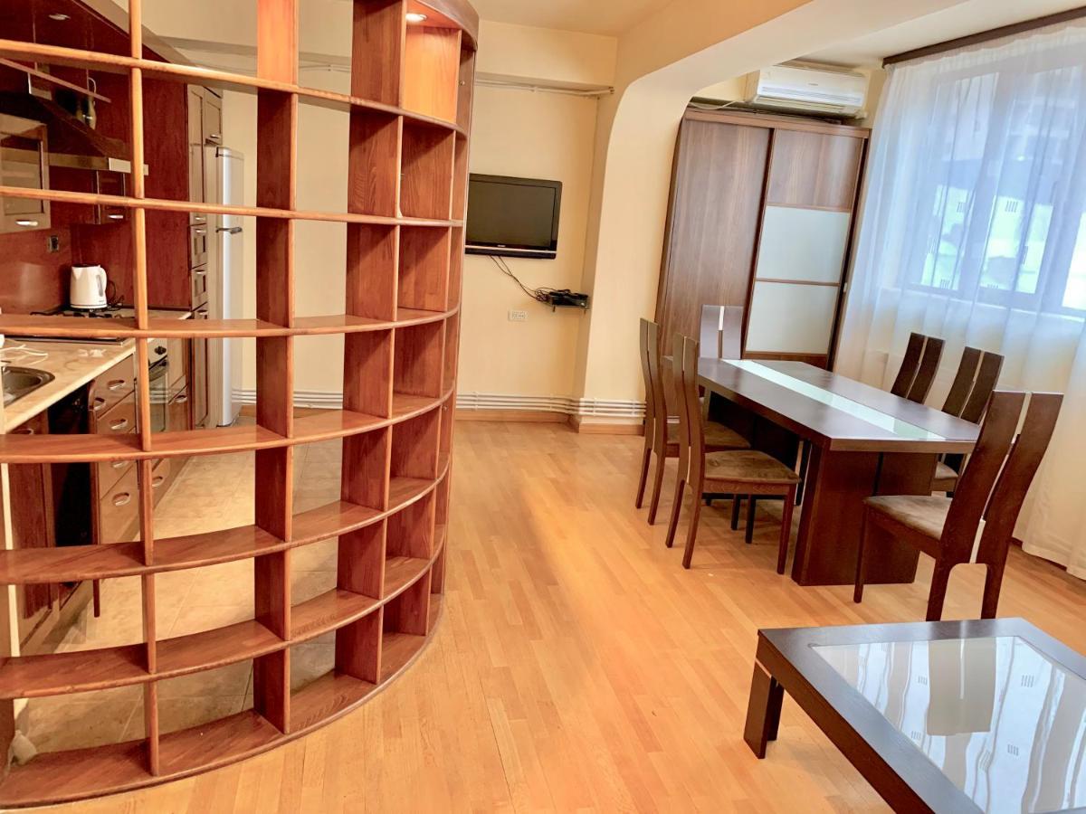 Apartment Amiryan 耶烈万 外观 照片